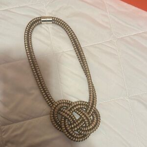 Elegant Gold Knot Necklace